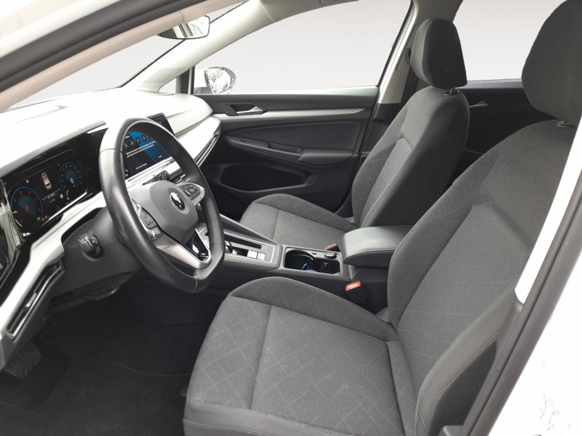 Volkswagen Golf Variant Life
