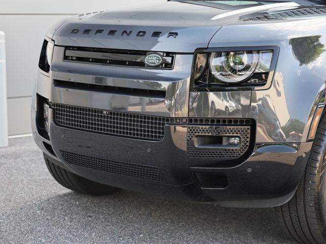2025 Land Rover Defender