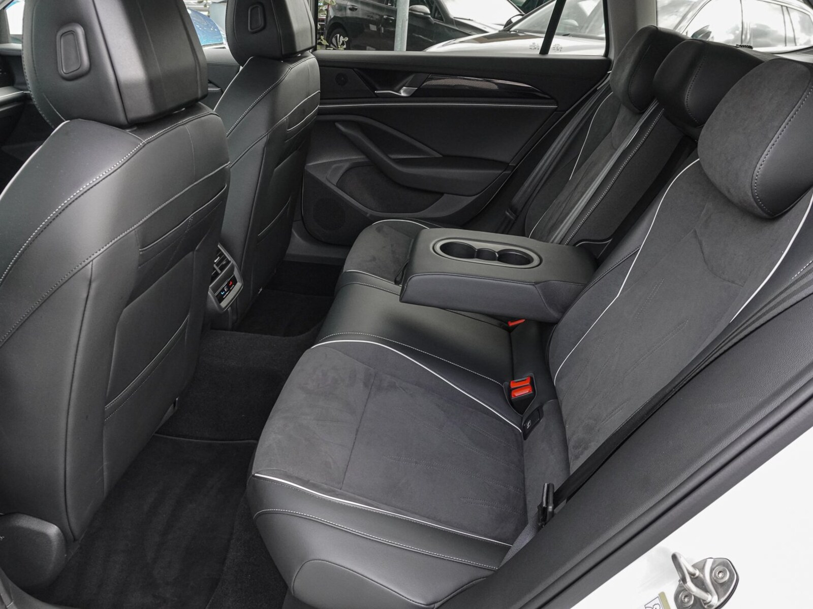 Volkswagen Passat – Bild 17