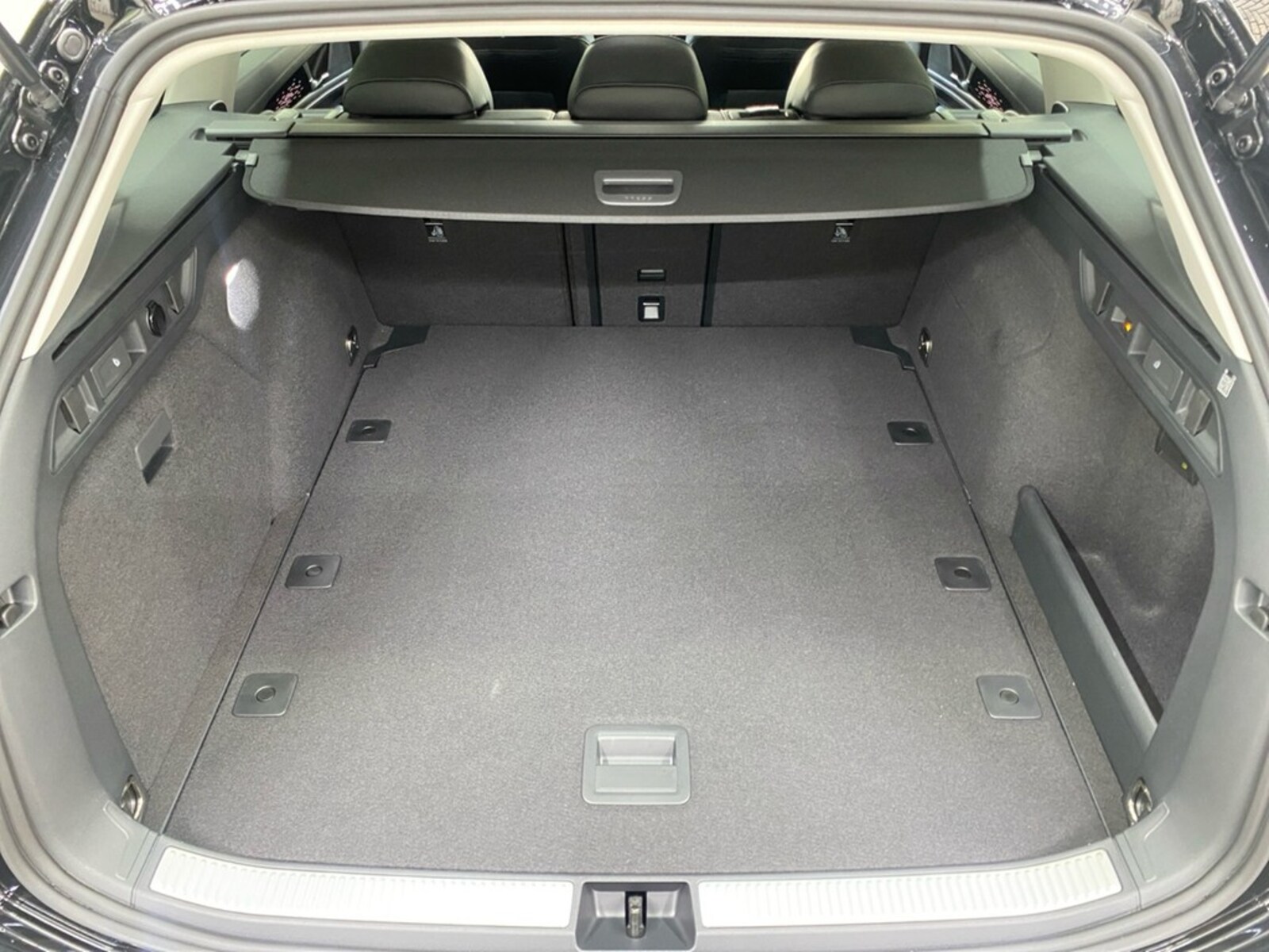 Volkswagen Passat – Bild 13