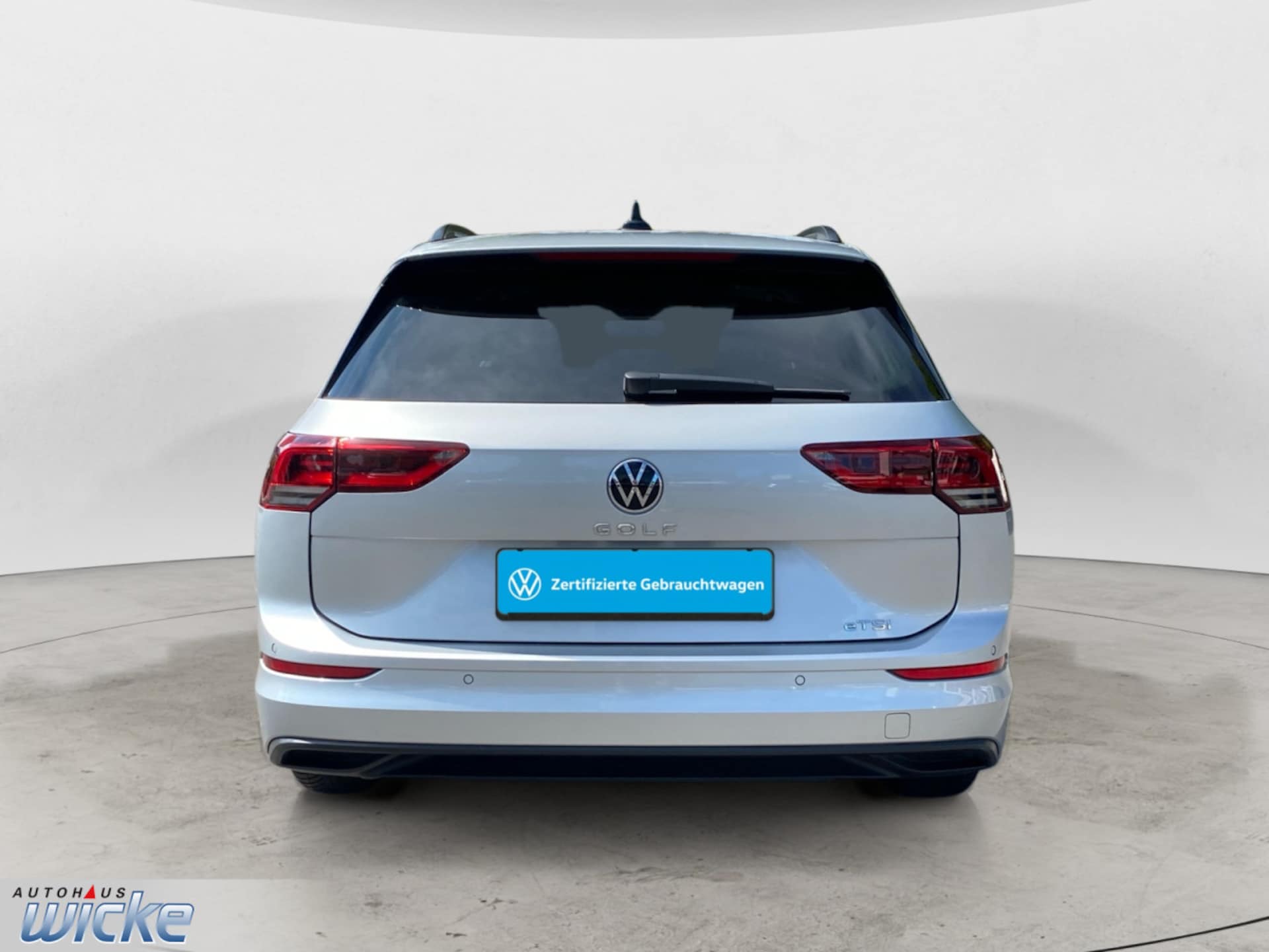 Volkswagen Golf Variant Life