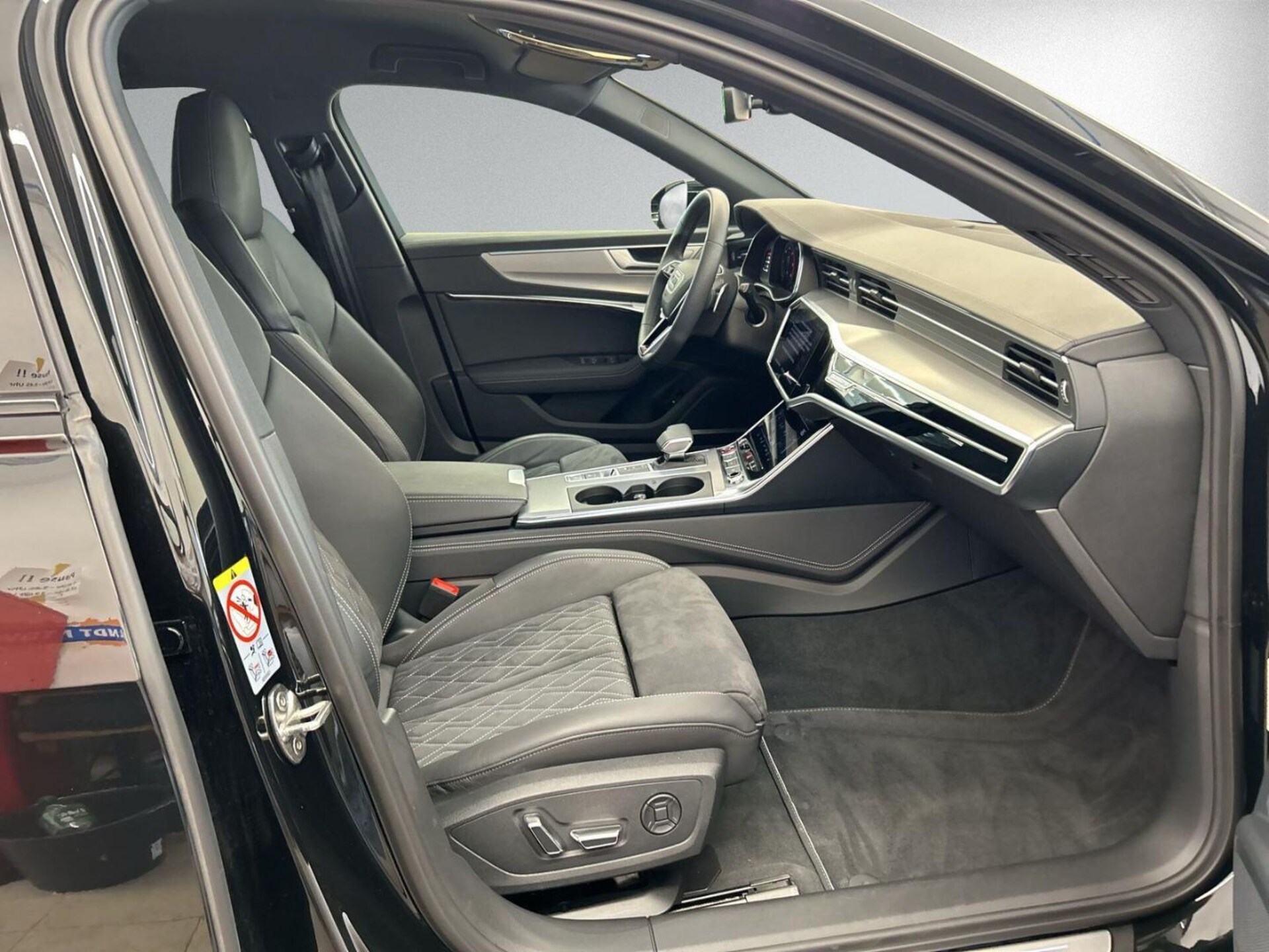 Audi S6 Avant