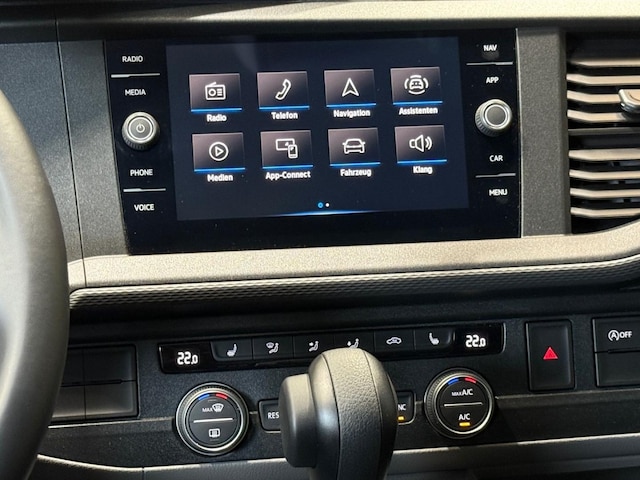Volkswagen T6.1 Caravelle larger