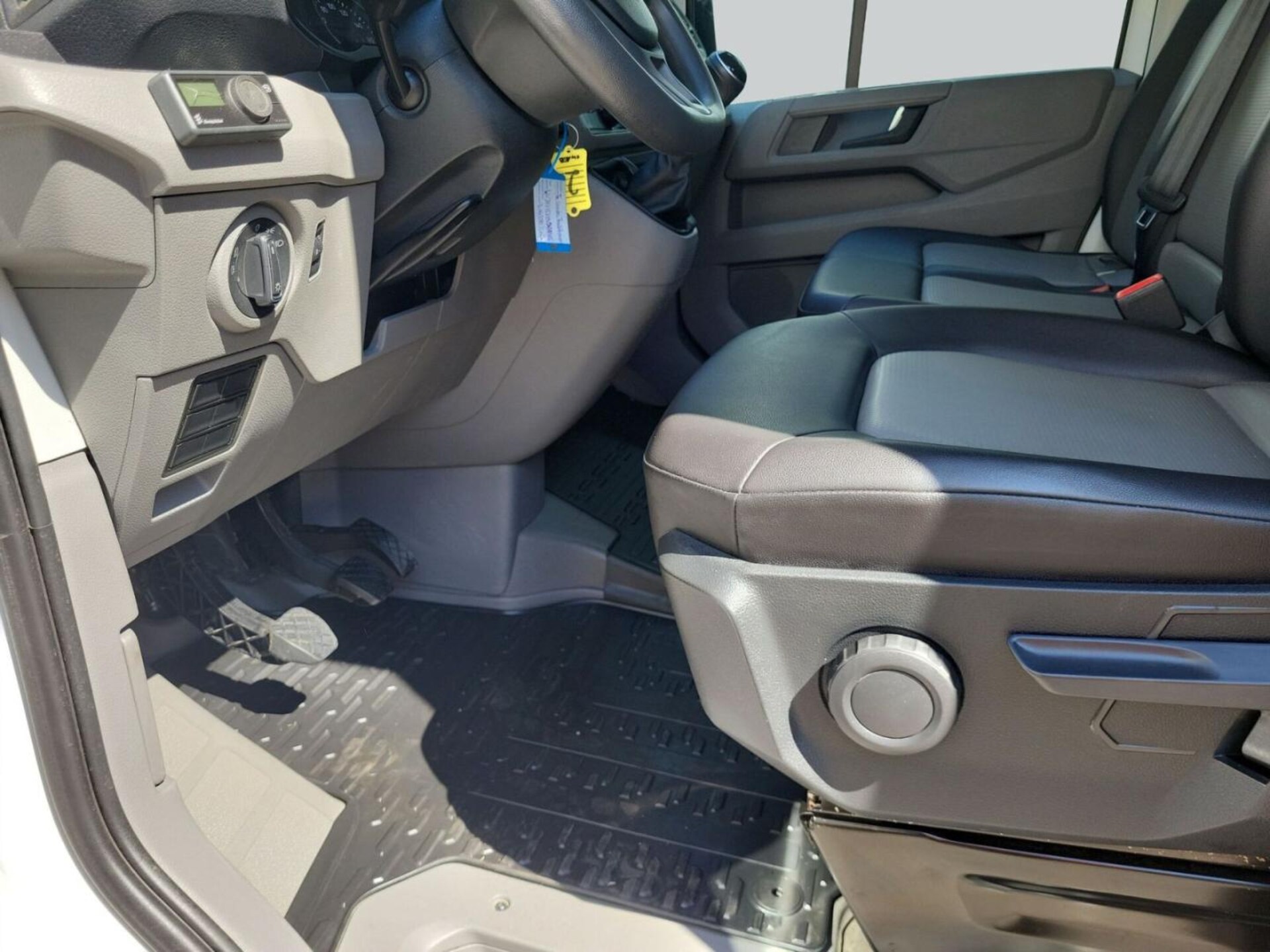 Volkswagen Crafter Doppelkabine mittlerer Radstand