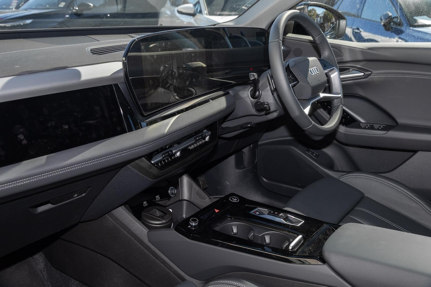 Image about Audi Q6 SUV e-tron e-tron