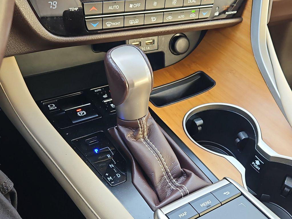2020 Lexus RX 350 - Photo 25