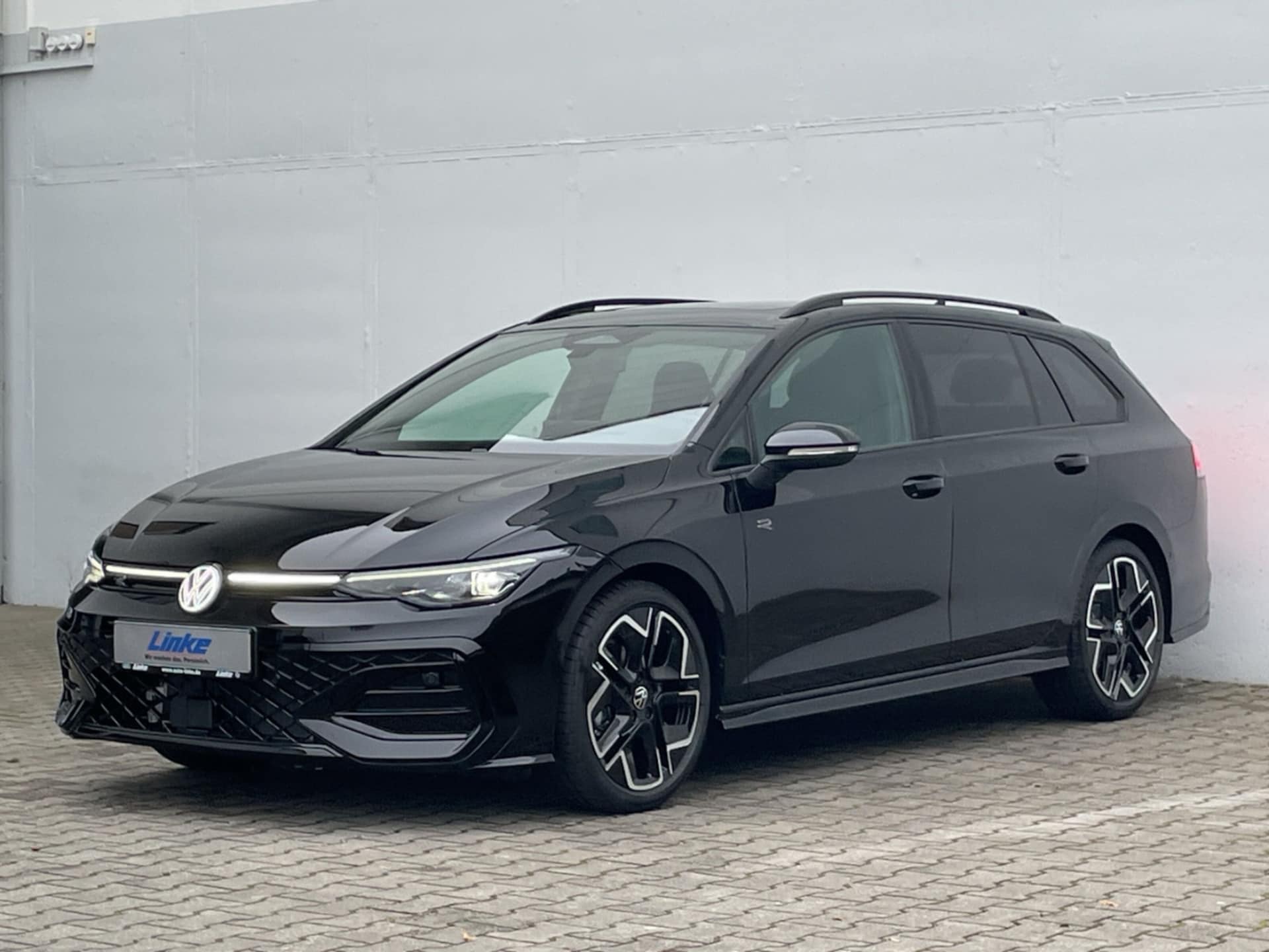 Volkswagen Golf Variant R-Line