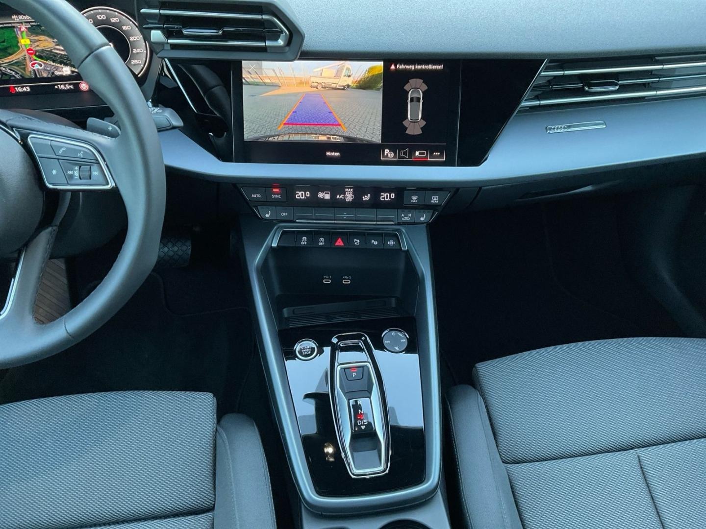 Bild über Audi A3 Sportback S line 35 TDI S tronic - für weitere Informationen kontaktieren Sie den Audi Partner