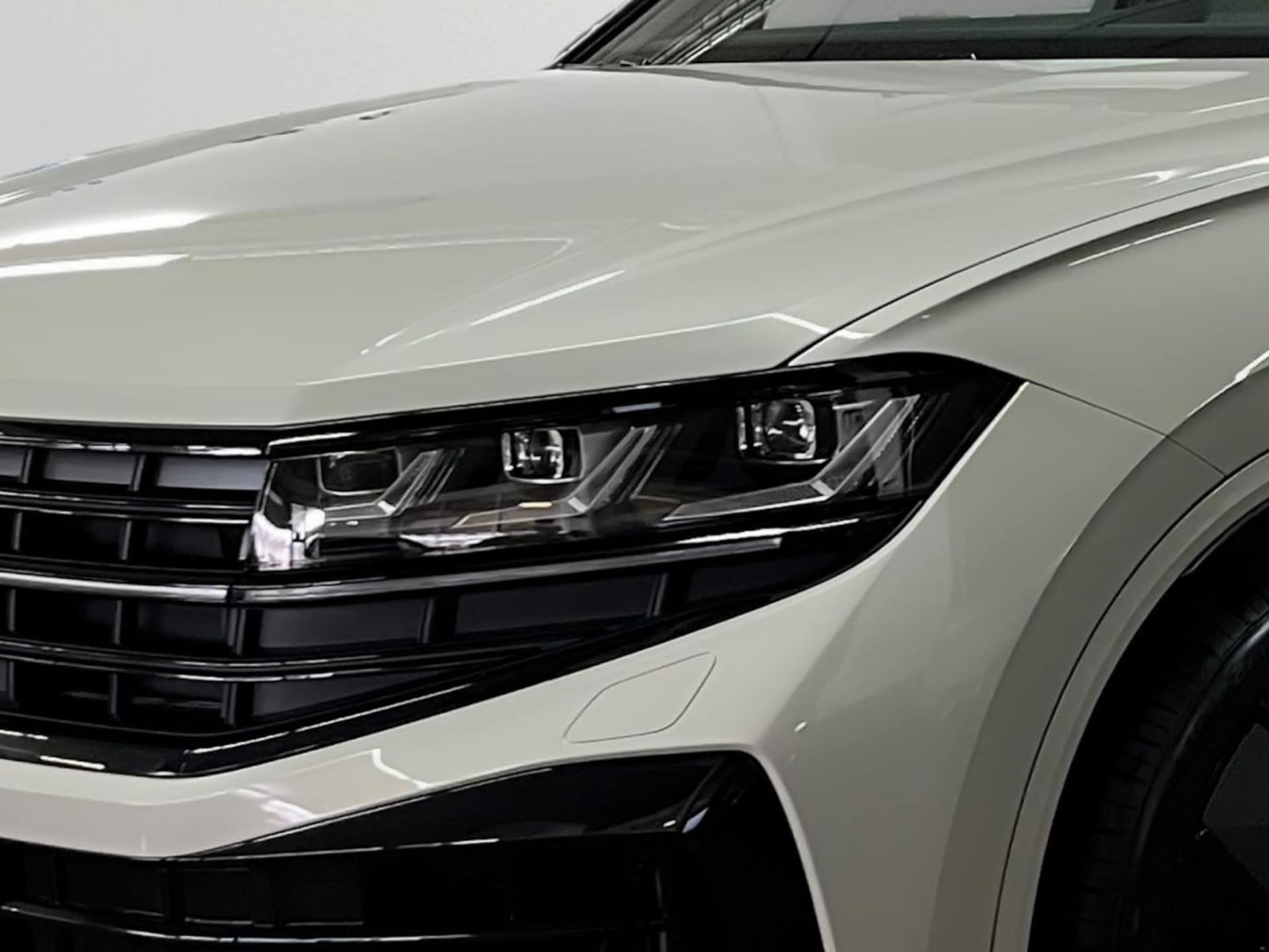Volkswagen Touareg R
