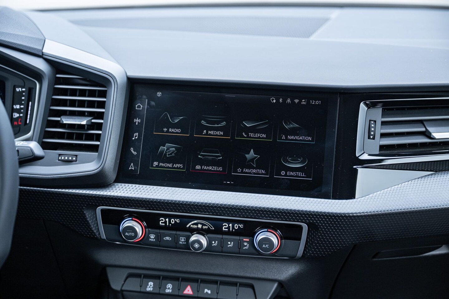 Bild über Audi A1 Sportback advanced 35 TFSI S tronic - für weitere Informationen kontaktieren Sie den Audi Partner