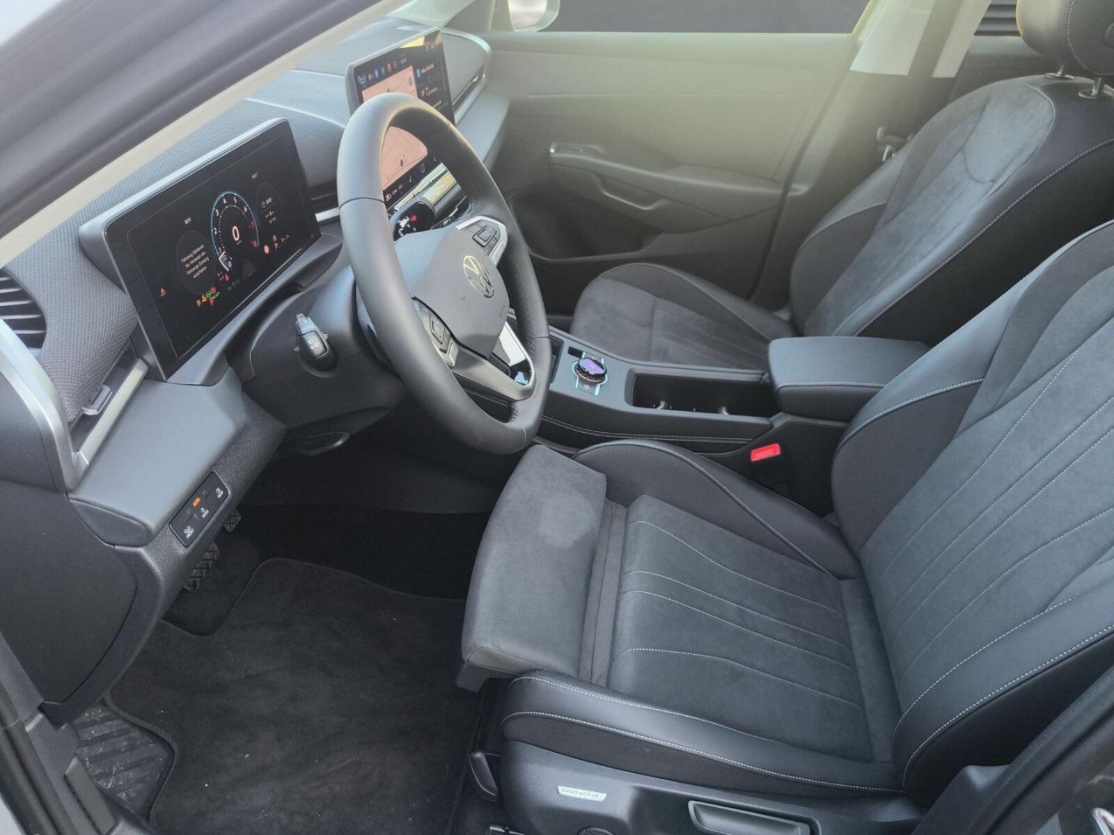 Volkswagen T-Roc – Bild 8