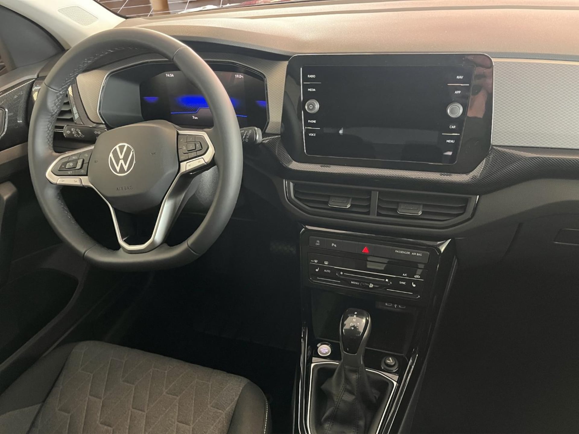 Volkswagen T-Cross Life