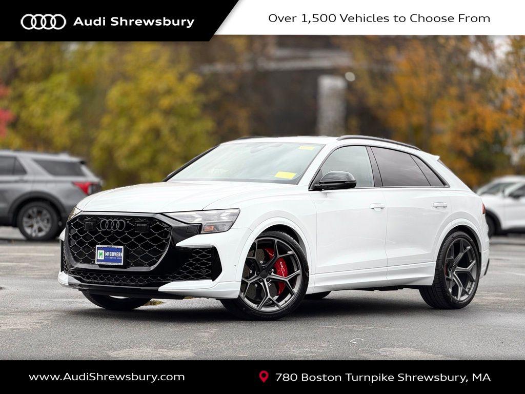 2026 Audi RS Q8 -'s photo