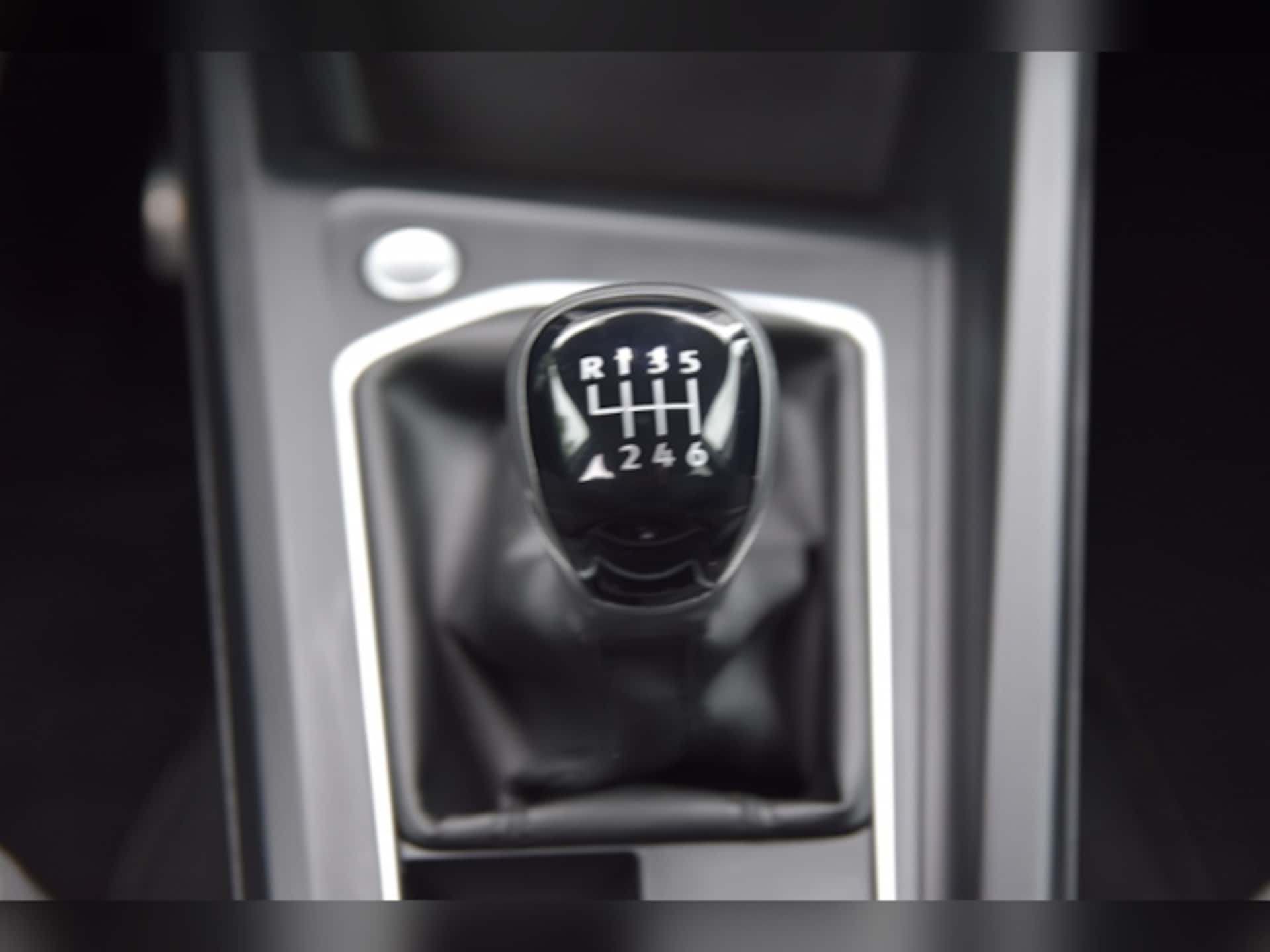 Volkswagen Golf Active