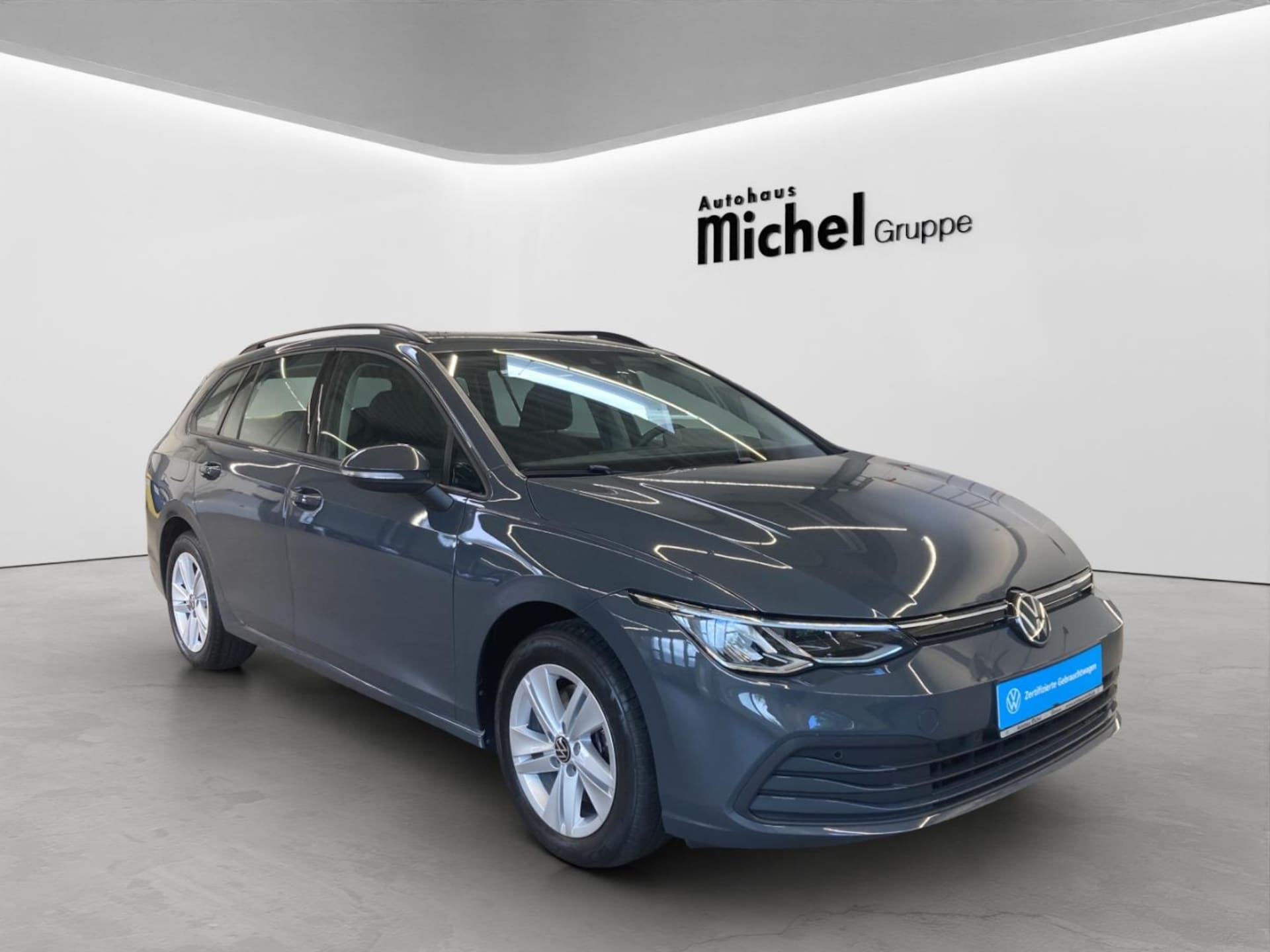 Volkswagen Golf Variant Life