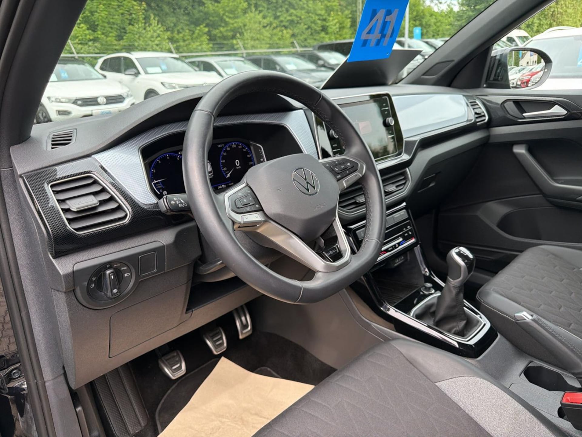 Volkswagen T-Cross Life