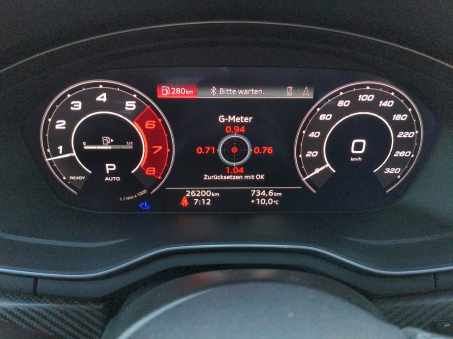 Bild über Audi RS 4 Avant TFSI quattro tiptronic - für weitere Informationen kontaktieren Sie den Audi Partner