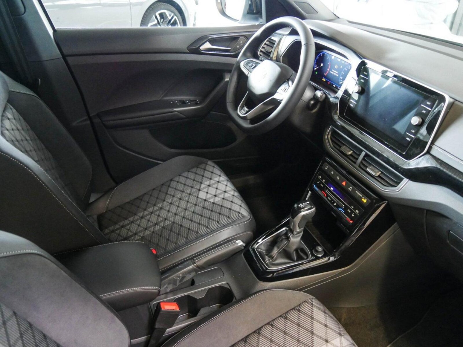 Volkswagen T-Cross – Bild 3