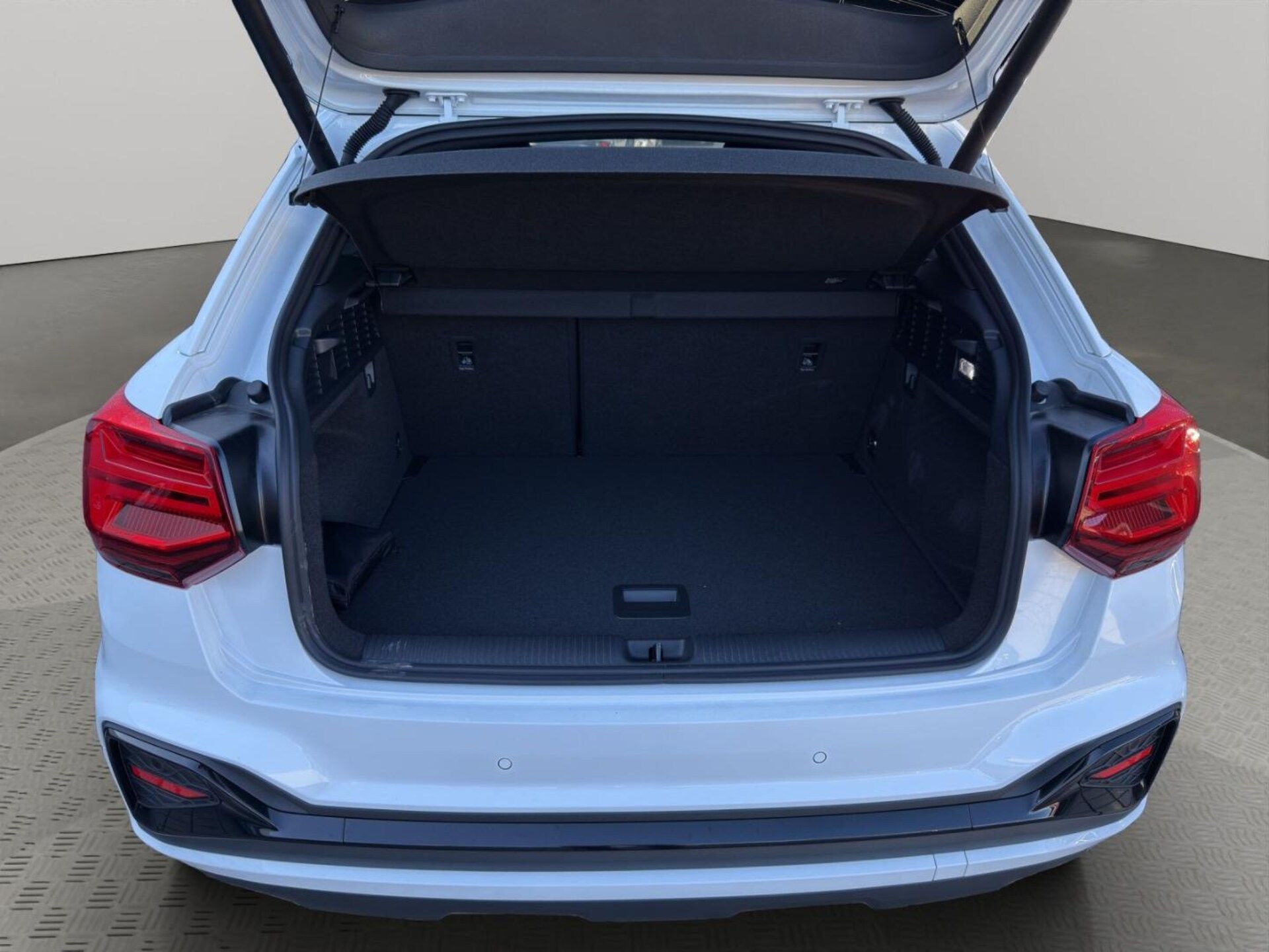 Audi Q2 S line