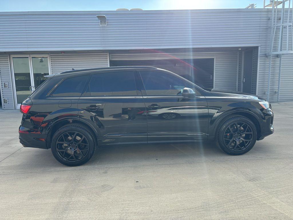 2026 Audi SQ7 Premium Plus - Photo 4