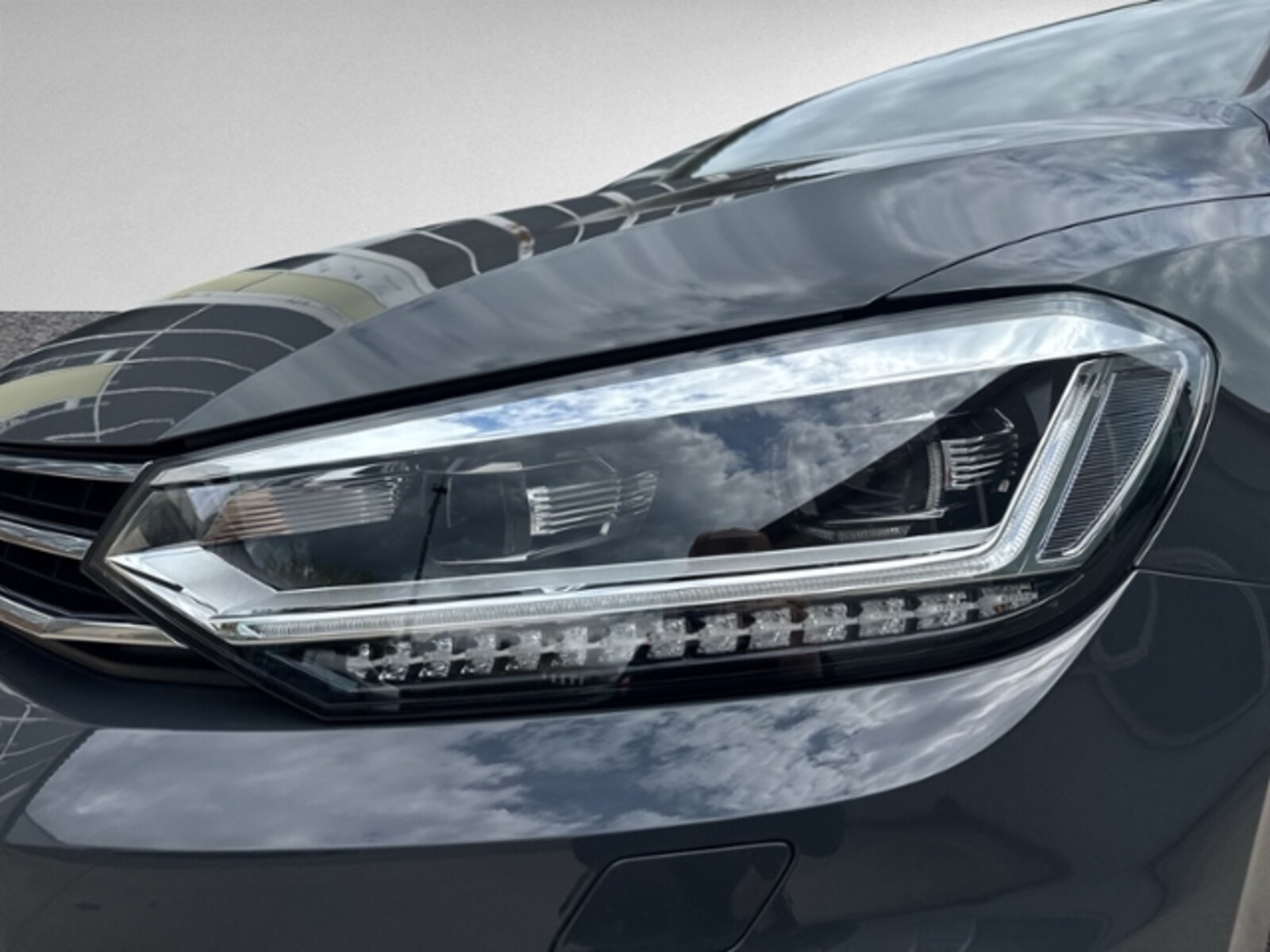 Volkswagen Touran – Bild 6