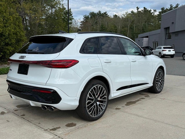 2026 Audi SQ5 Premium Plus - Photo 10