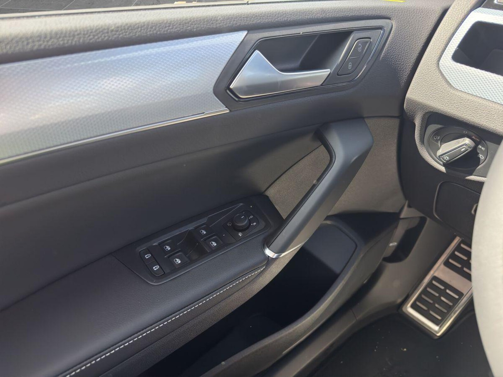 Volkswagen Touran – Bild 13