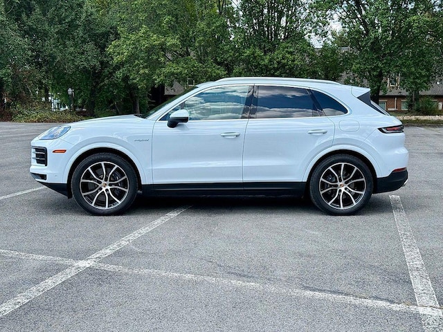 2026 Porsche Cayenne E-Hybrid Coupe