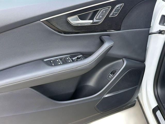 2026 Audi Q8 Premium Plus - Photo 13
