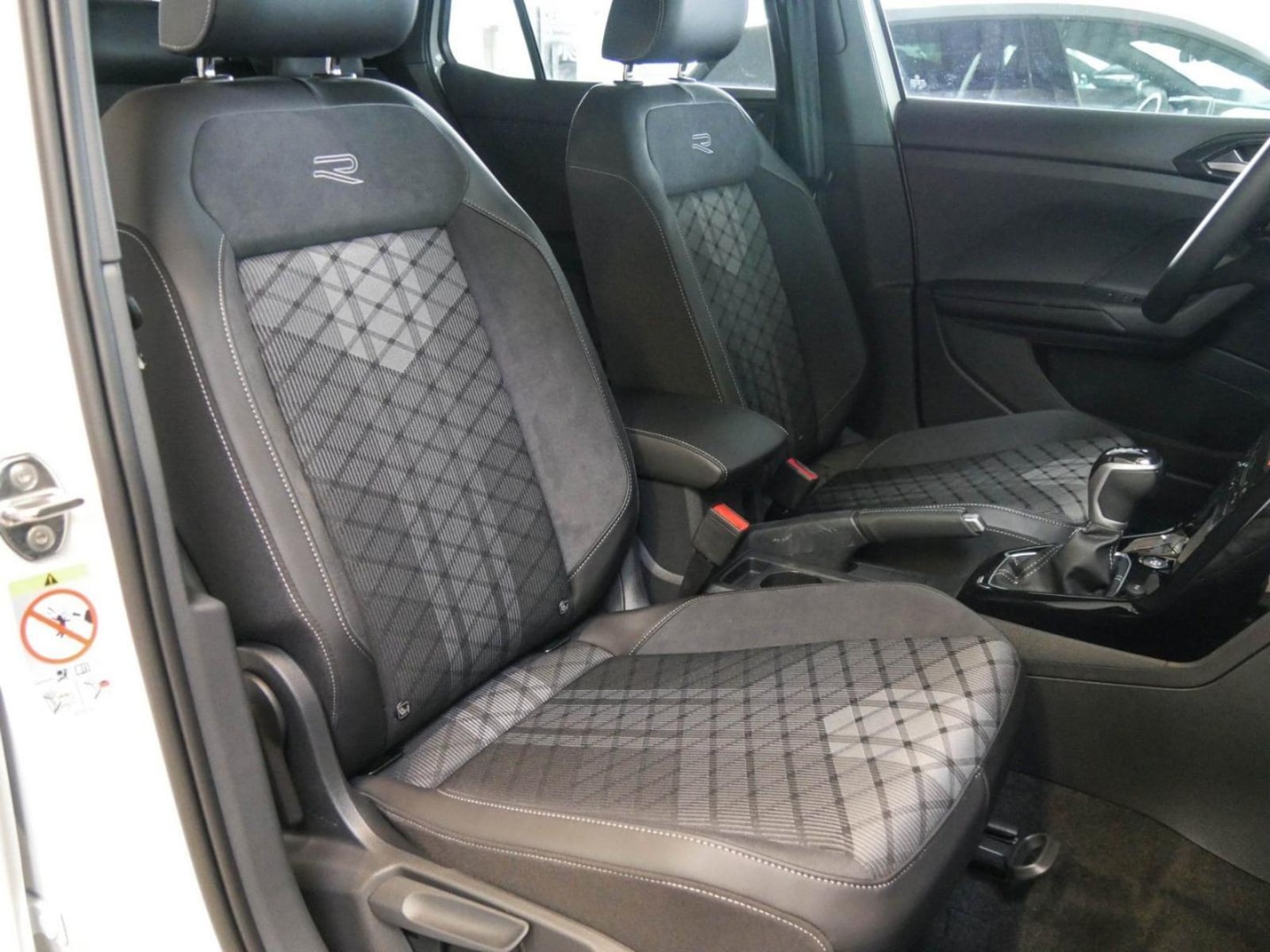 Volkswagen T-Cross – Bild 6