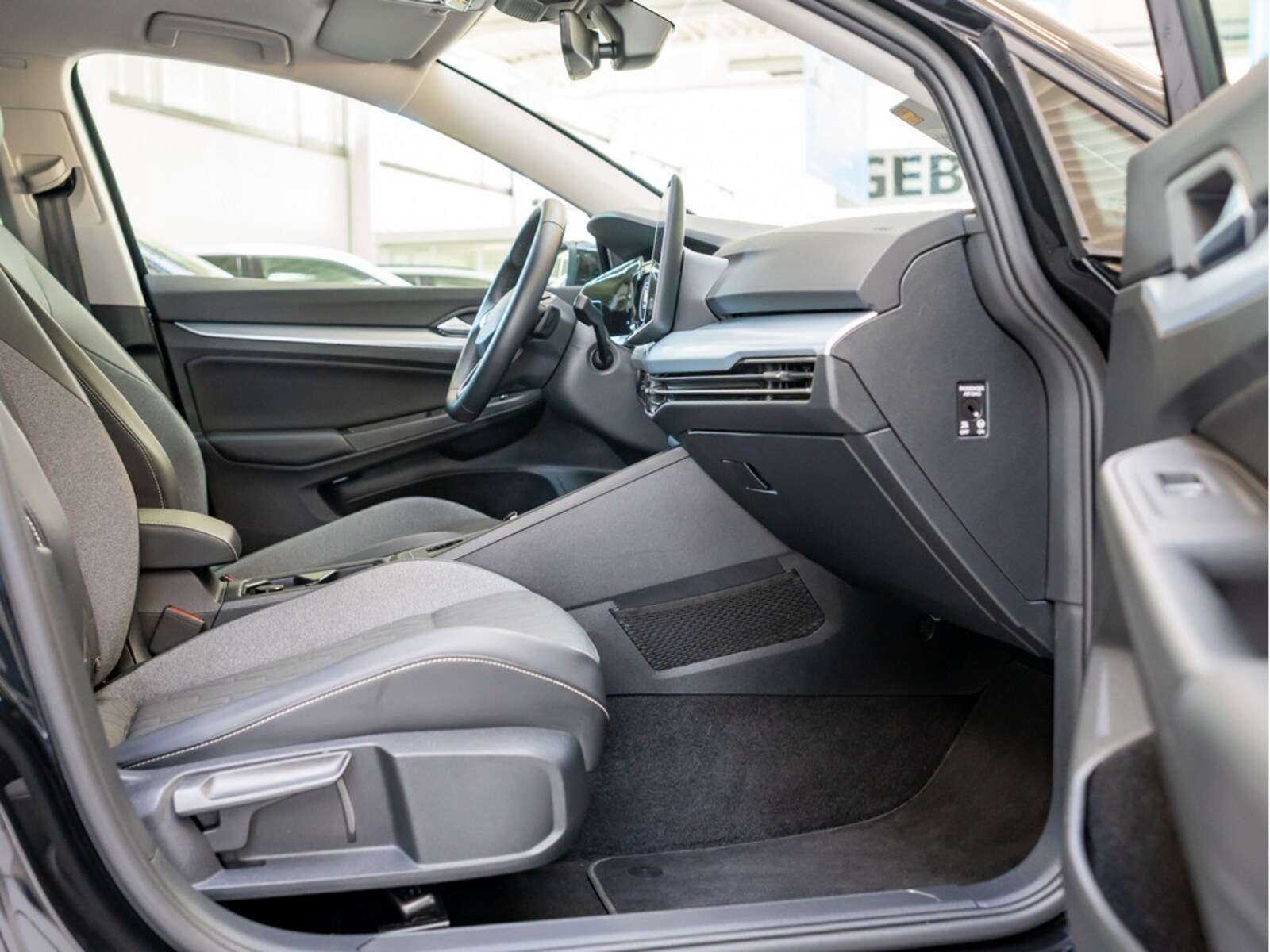 Volkswagen Golf Variant – Bild 2
