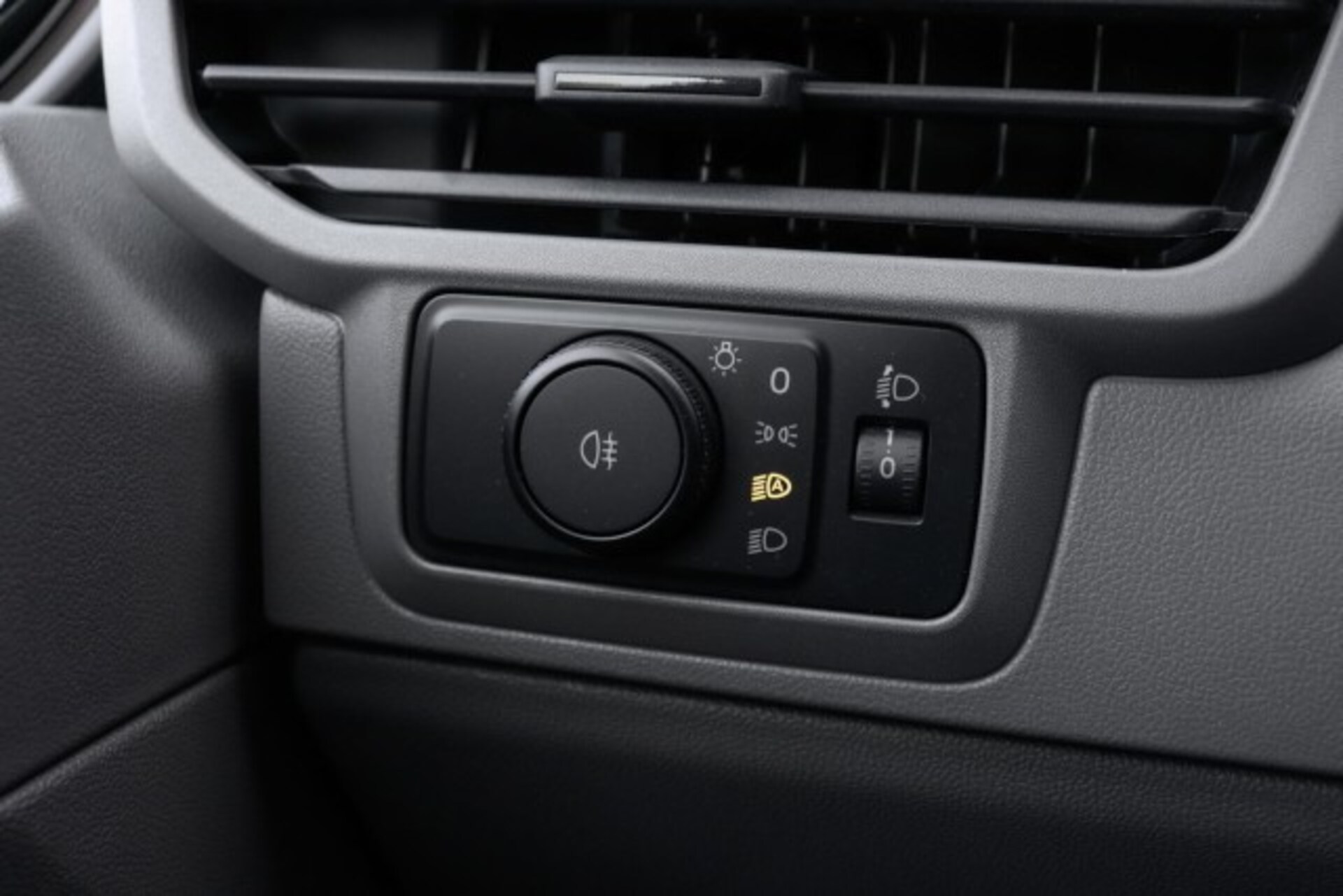 Volkswagen Transporter Kasten kurzer Radstand