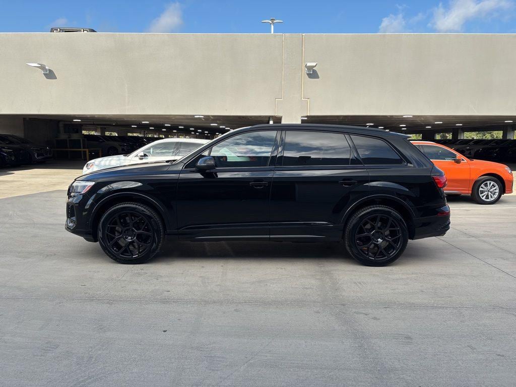 2026 Audi SQ7 Premium Plus - Photo 9