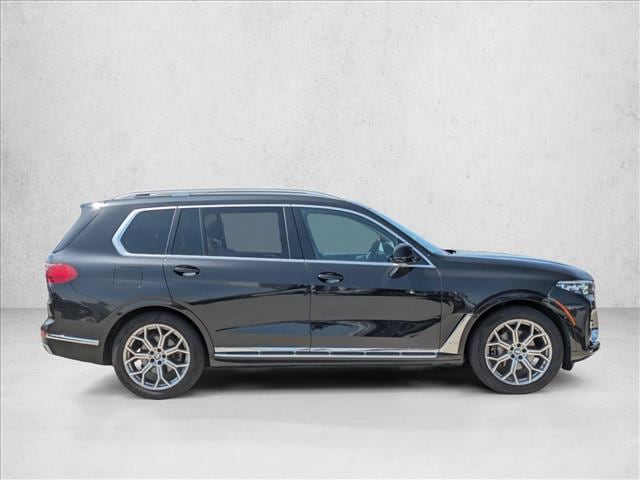 2020 BMW X7