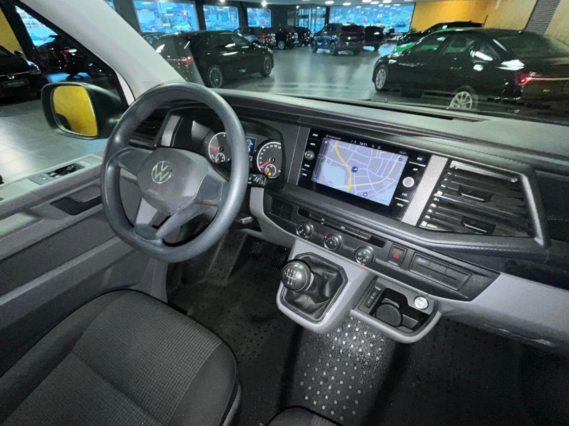 Volkswagen T6.1 Transporter Kasten kurzer Radstand