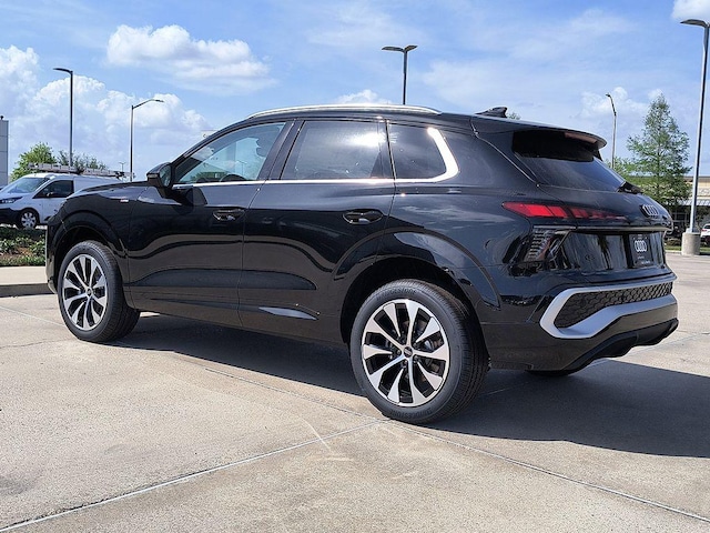 2026 Audi Q3 Base - Photo 3