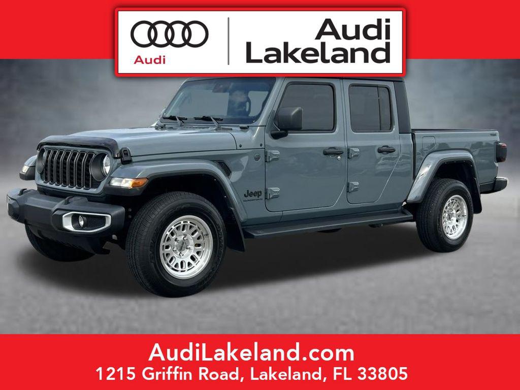 2024 Jeep Gladiator Sport S's photo
