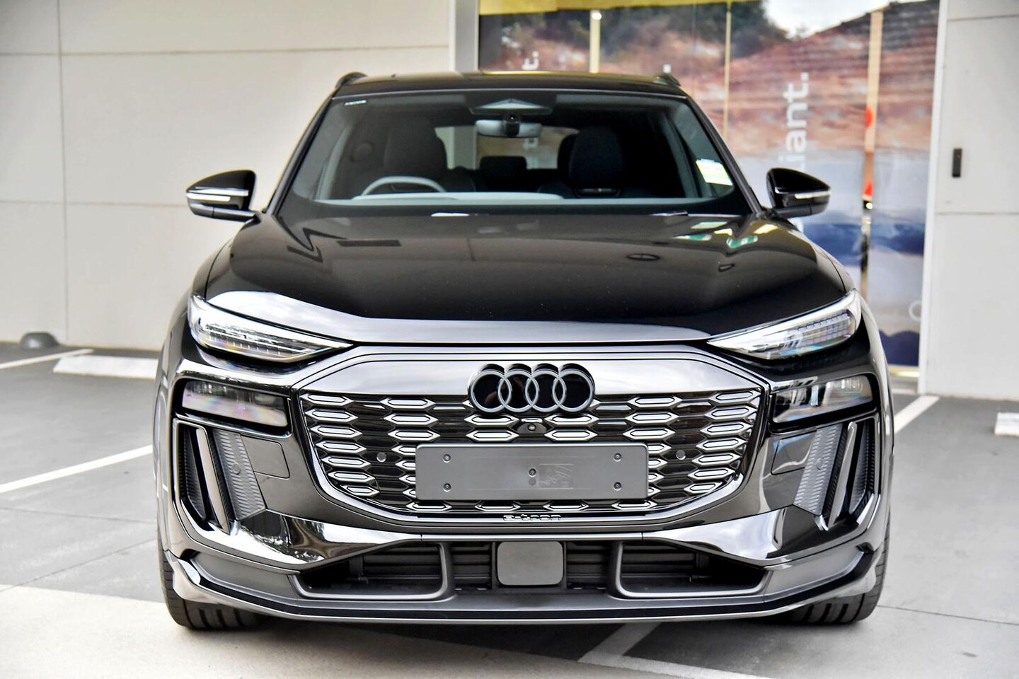 Image about Audi SQ6 SUV e-tron e-tron quattro