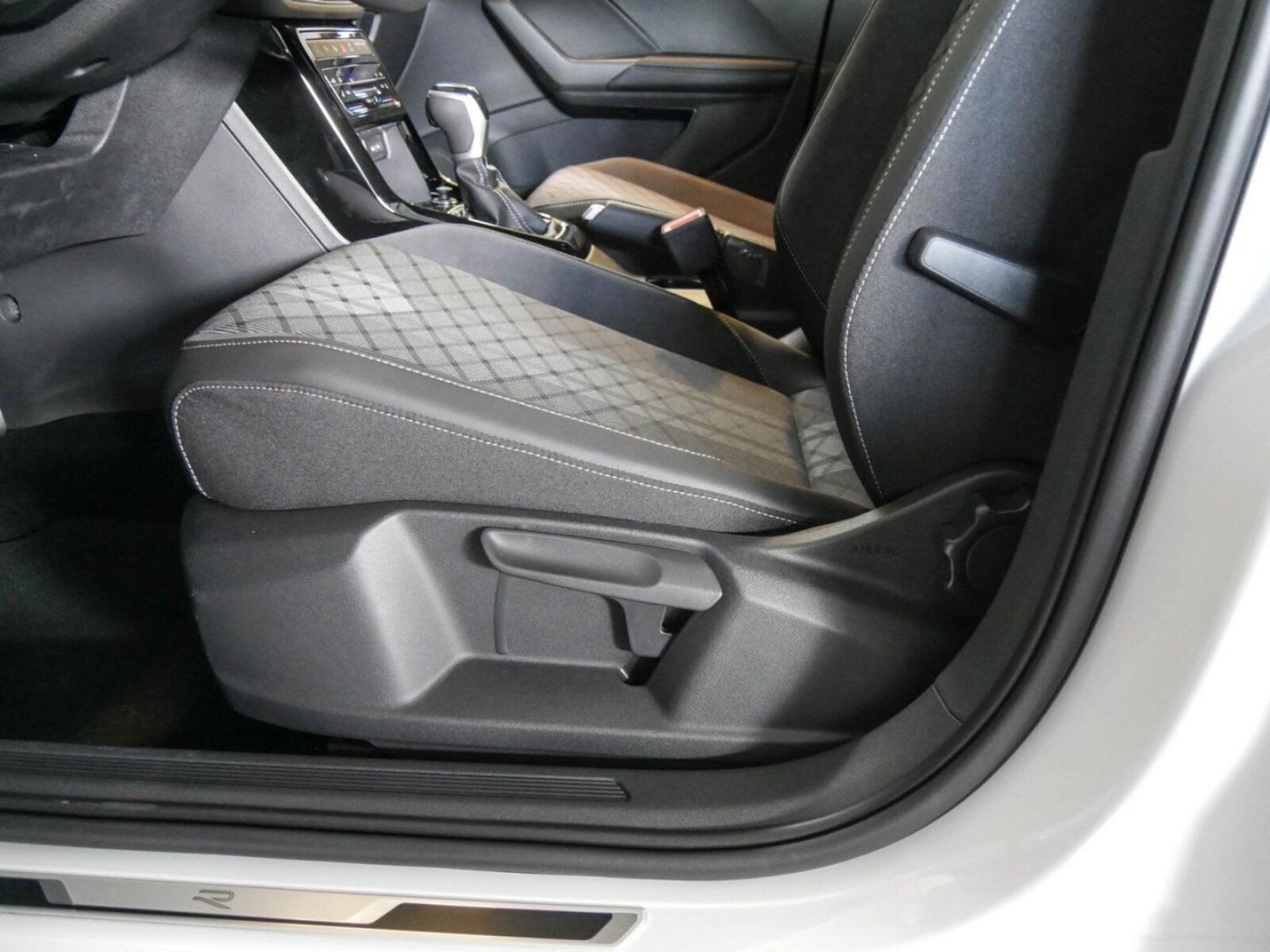Volkswagen T-Cross – Bild 13