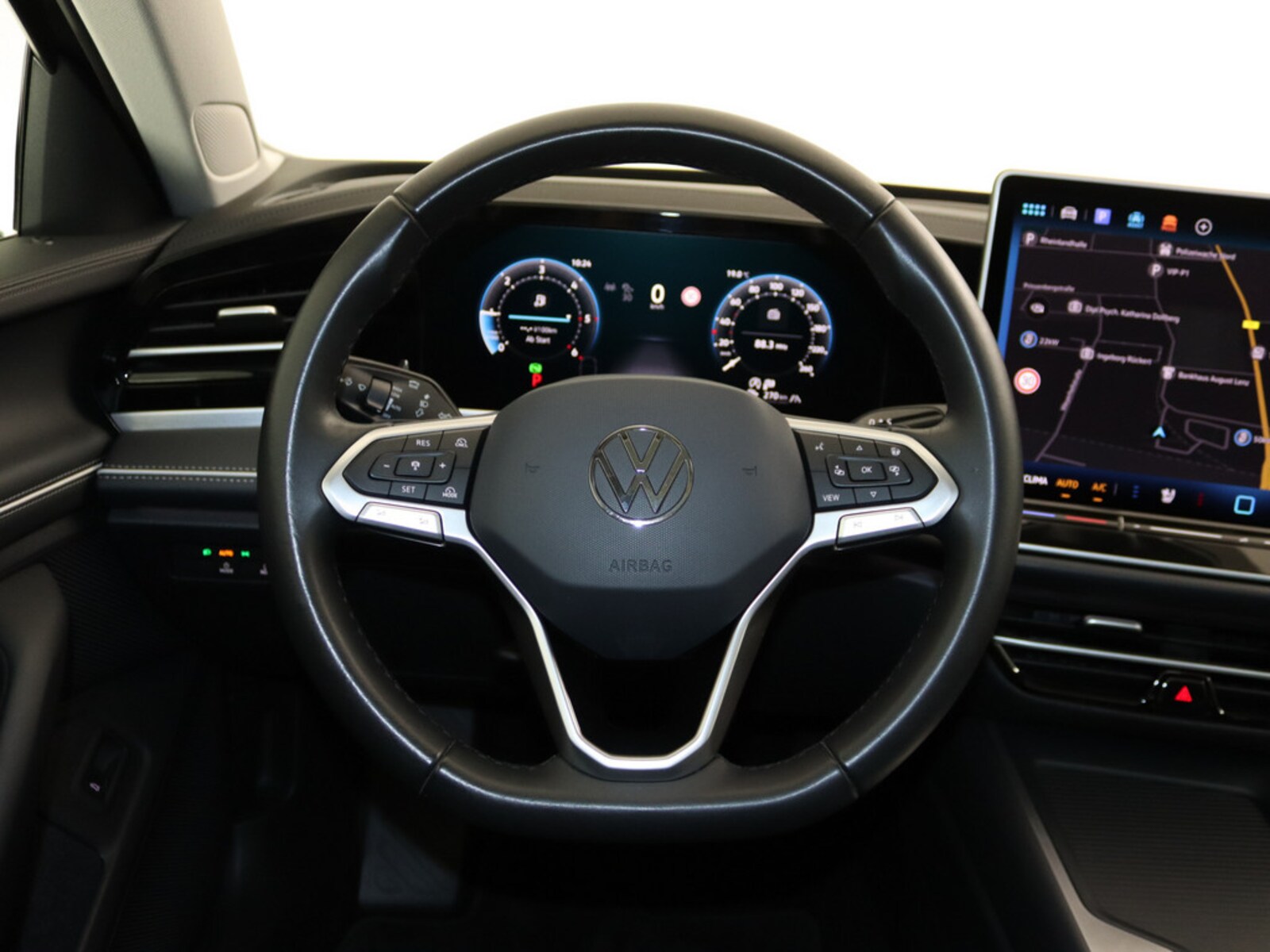 Volkswagen Passat – Bild 17
