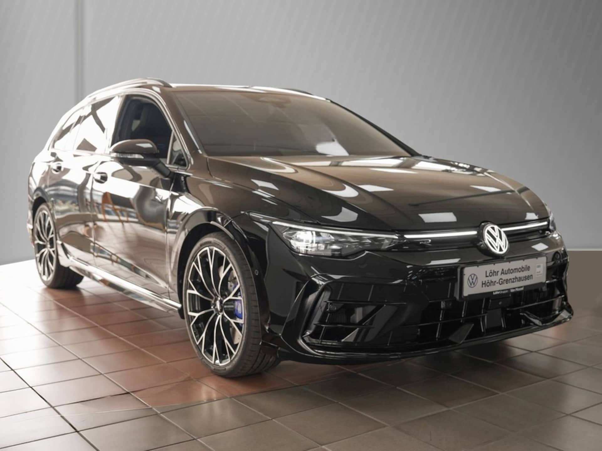Volkswagen Golf Variant R