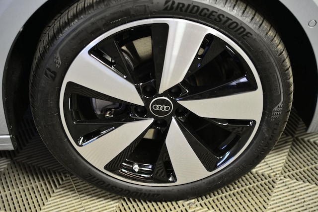 2025 Audi New A5 Premium Plus - Photo 9