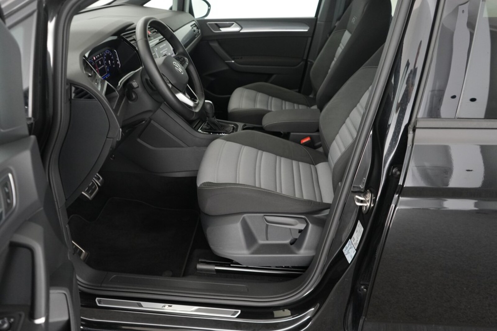 Volkswagen Touran – Bild 10