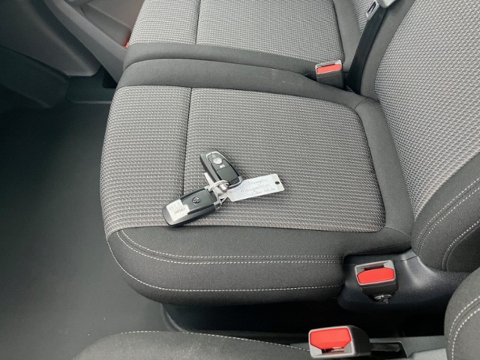 Volkswagen Transporter Kasten langer Radstand – Bild 16