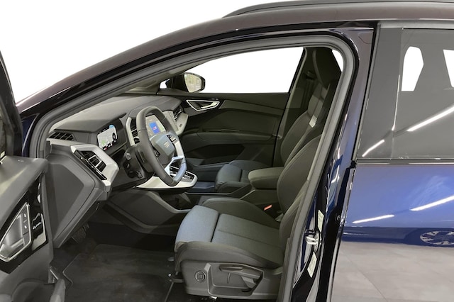 Bild som visar&nbsp;Audi Q4 e-tron&nbsp;Q4 45 e-tron Proline advanced 210,00 kW - för mer information kontakta din Audi Partner