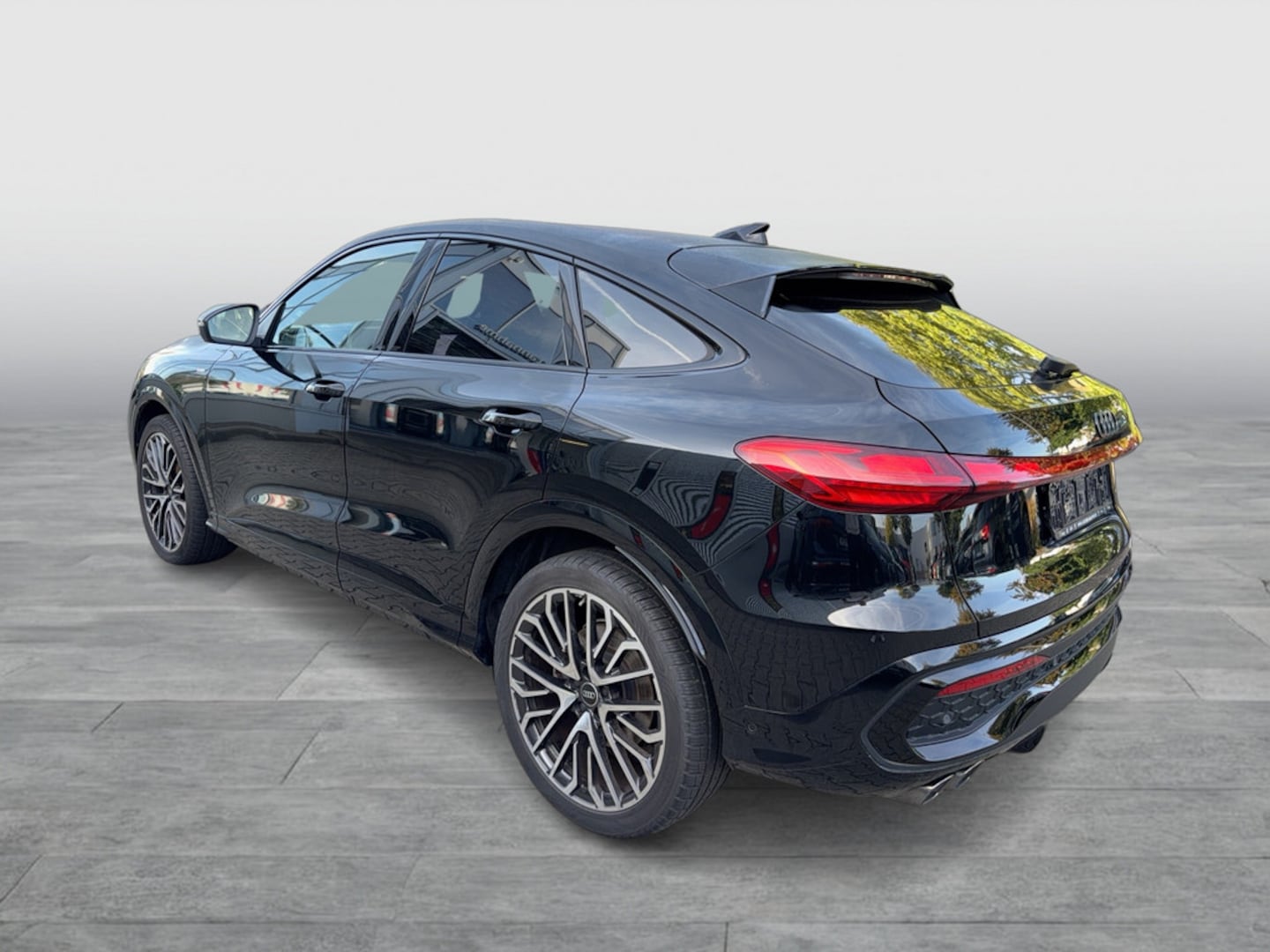Bild über Audi Q5 Sportback TDI quattro 150 kW S tronic - für weitere Informationen kontaktieren Sie den Audi Partner