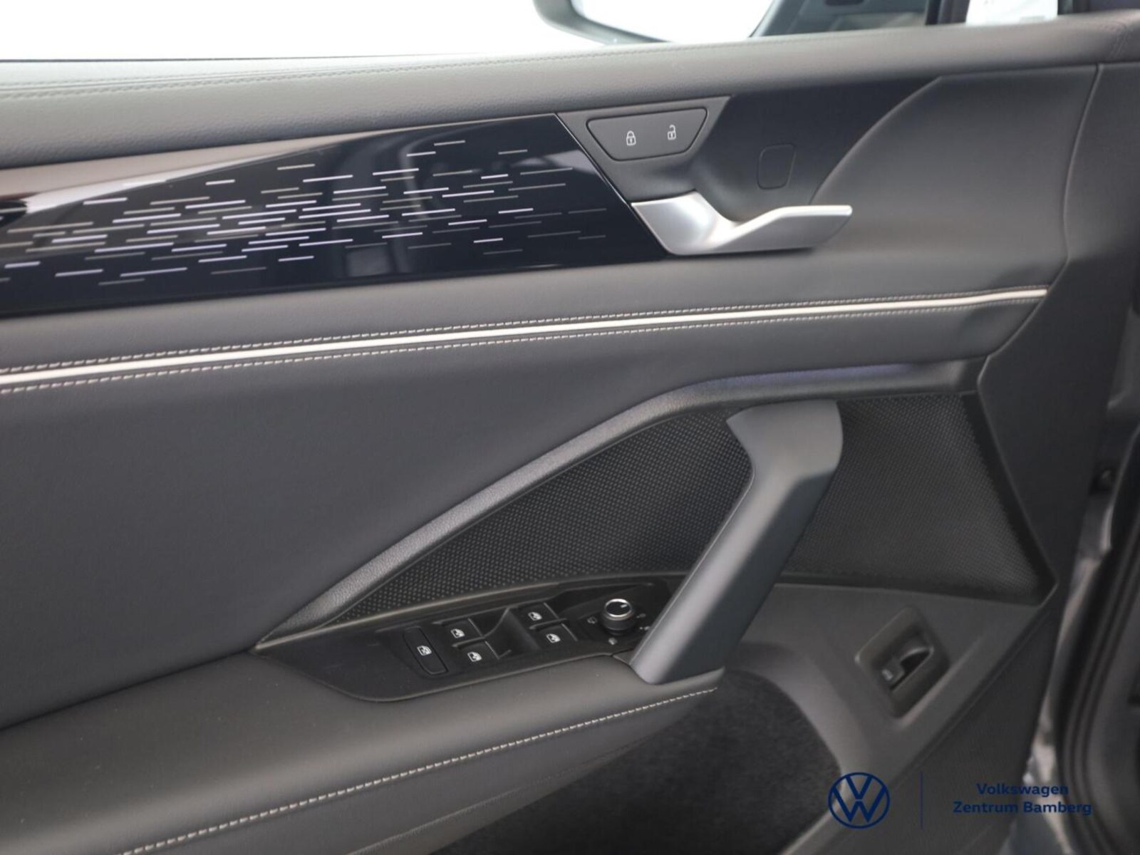 Volkswagen Tiguan – Bild 6