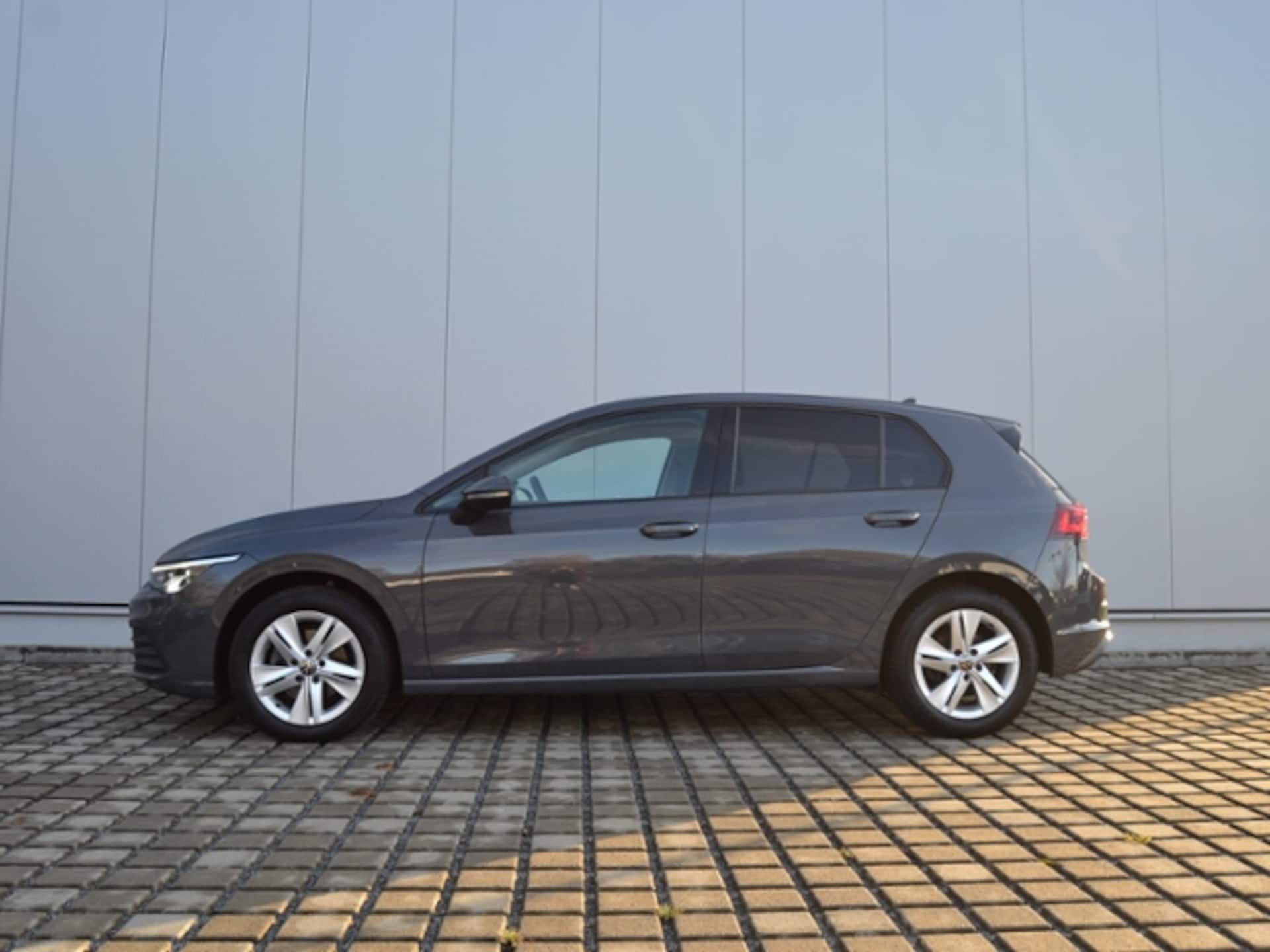 Volkswagen Golf Life