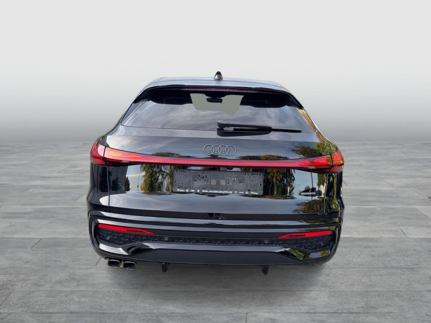 Bild über Audi Q5 Sportback TDI quattro 150 kW S tronic - für weitere Informationen kontaktieren Sie den Audi Partner