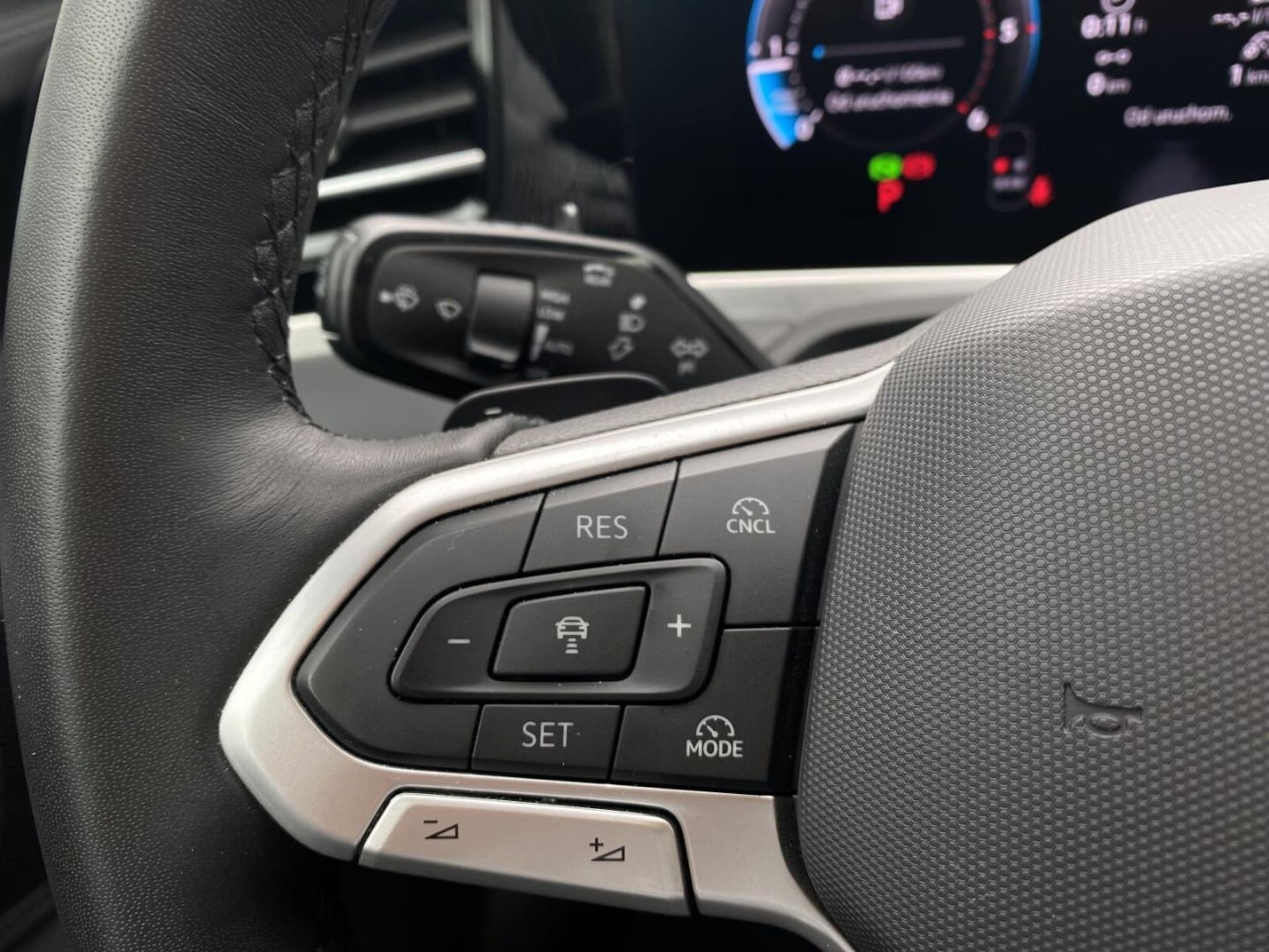 Volkswagen Passat Elegance
